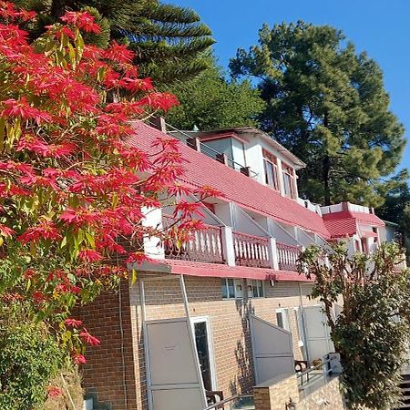Blue Pine Resort لانسداون المظهر الخارجي الصورة