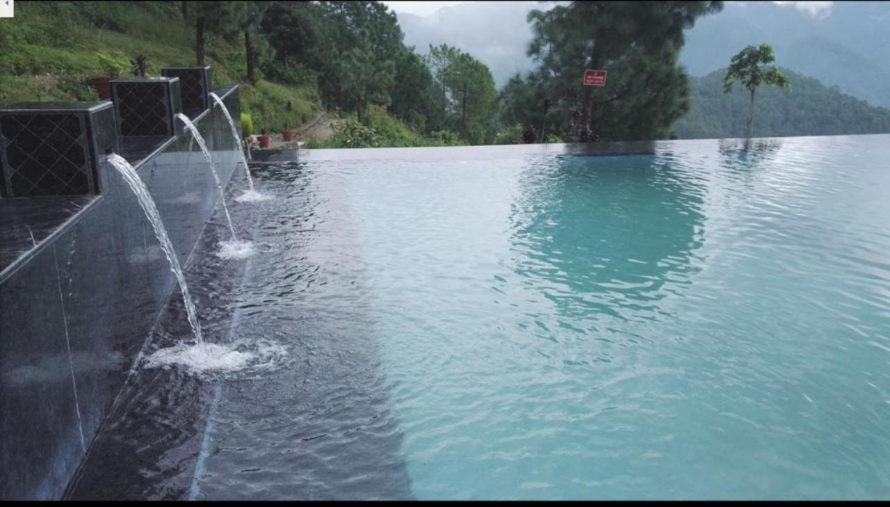 Blue Pine Resort لانسداون المظهر الخارجي الصورة