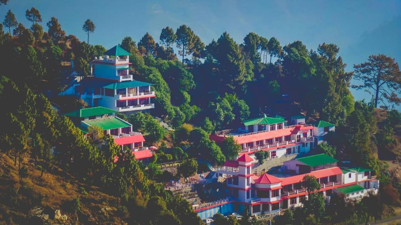 Blue Pine Resort لانسداون المظهر الخارجي الصورة