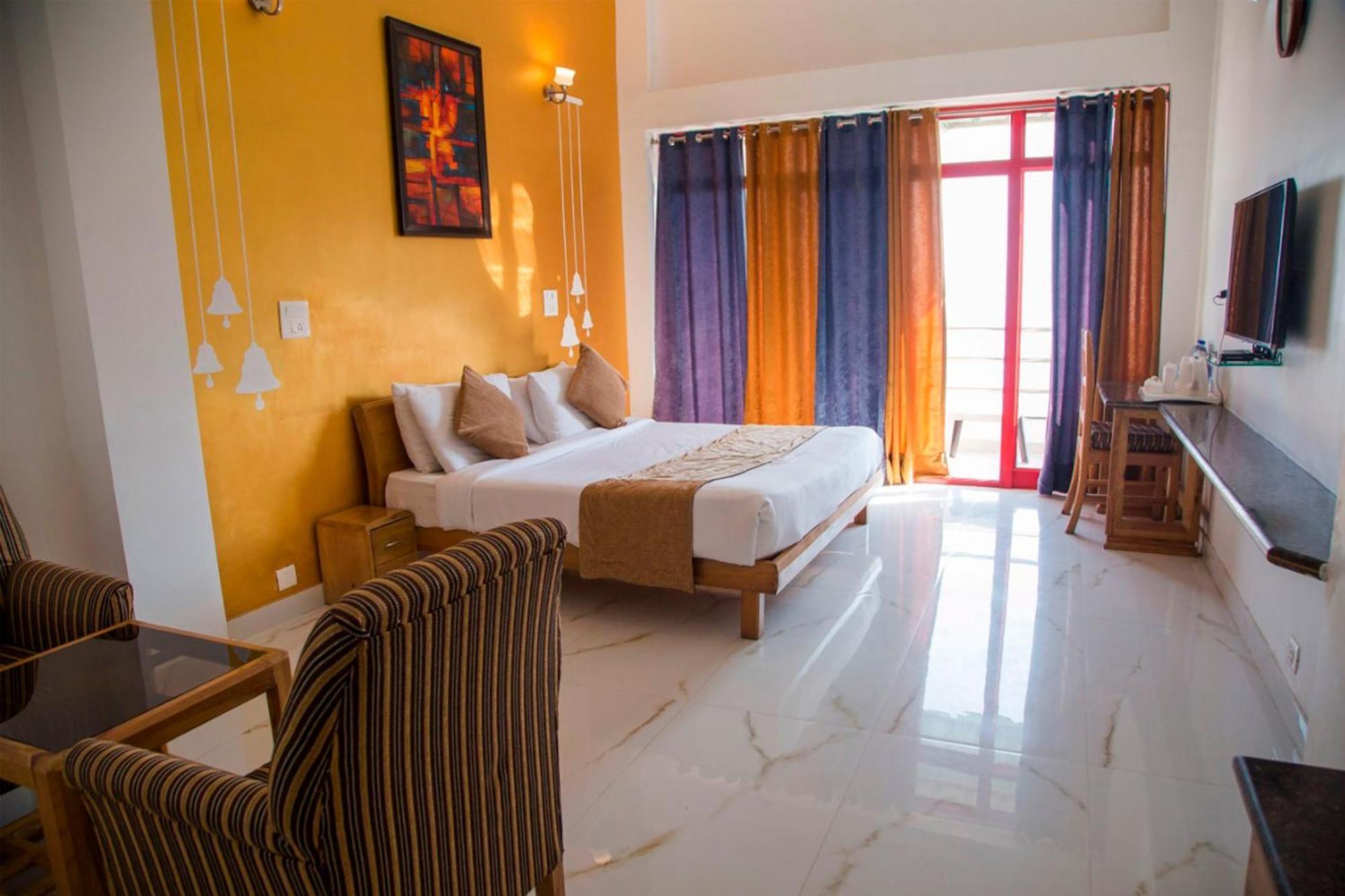 Blue Pine Resort لانسداون المظهر الخارجي الصورة