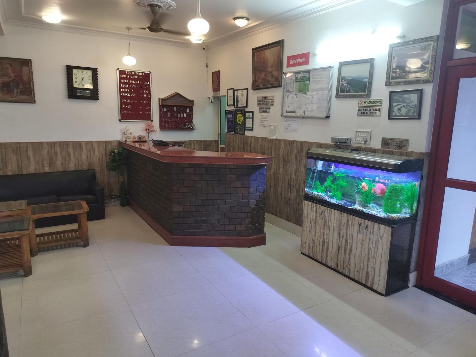 Blue Pine Resort لانسداون المظهر الخارجي الصورة