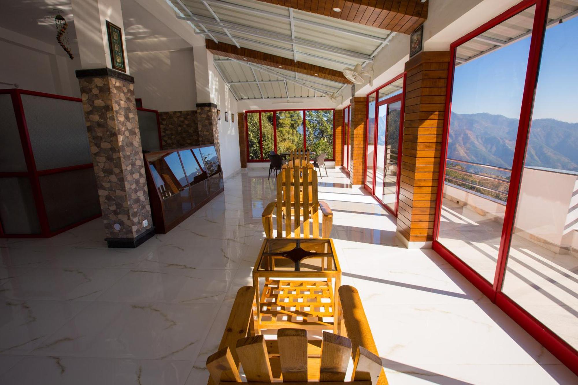 Blue Pine Resort لانسداون المظهر الخارجي الصورة