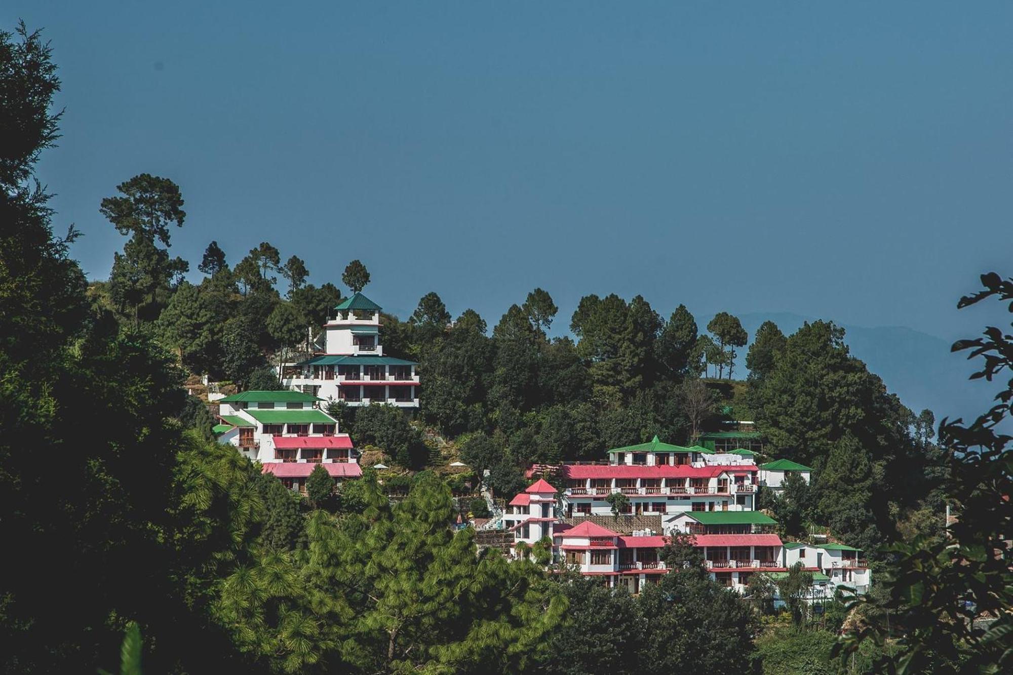 Blue Pine Resort لانسداون المظهر الخارجي الصورة