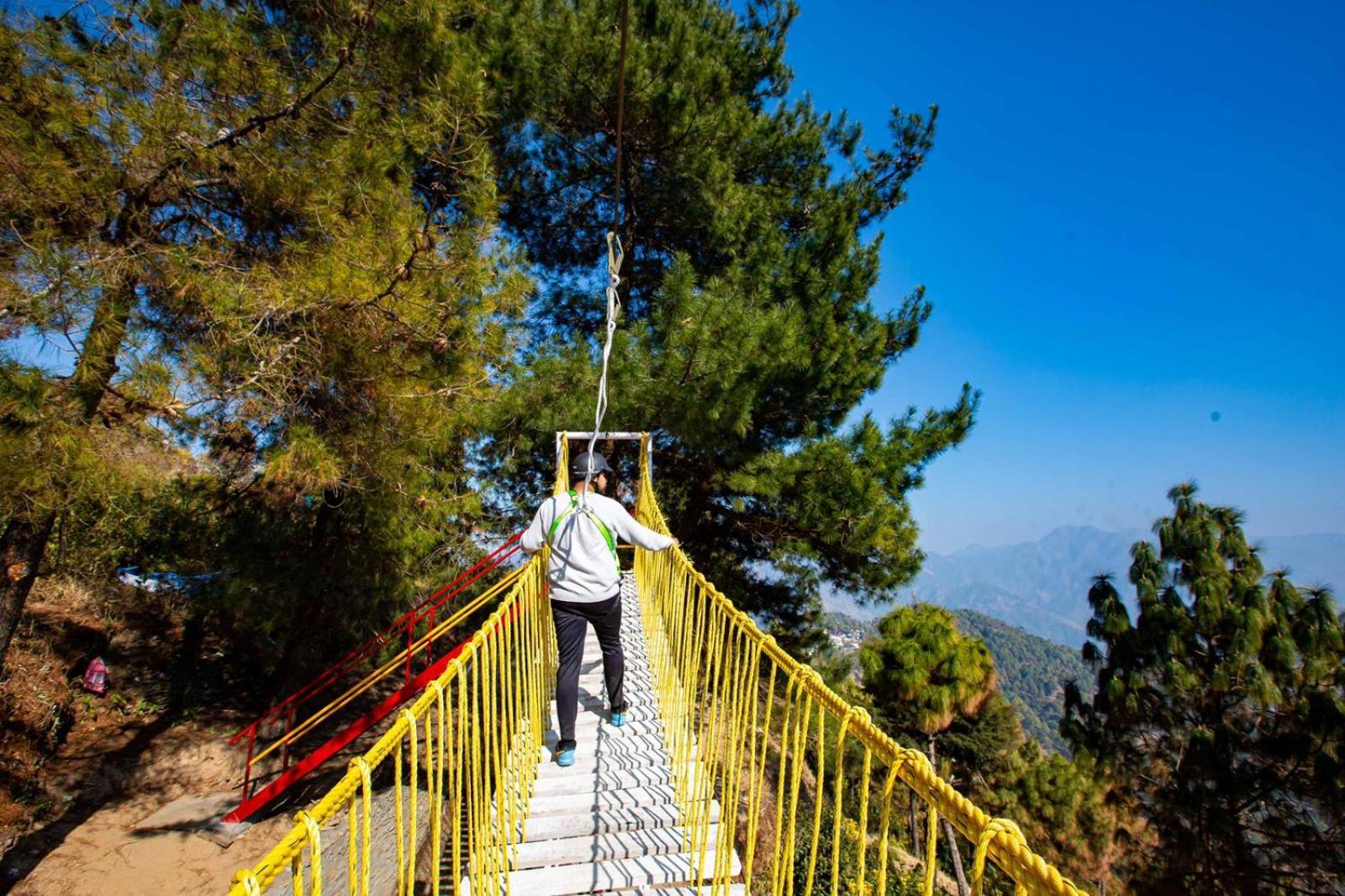 Blue Pine Resort لانسداون المظهر الخارجي الصورة