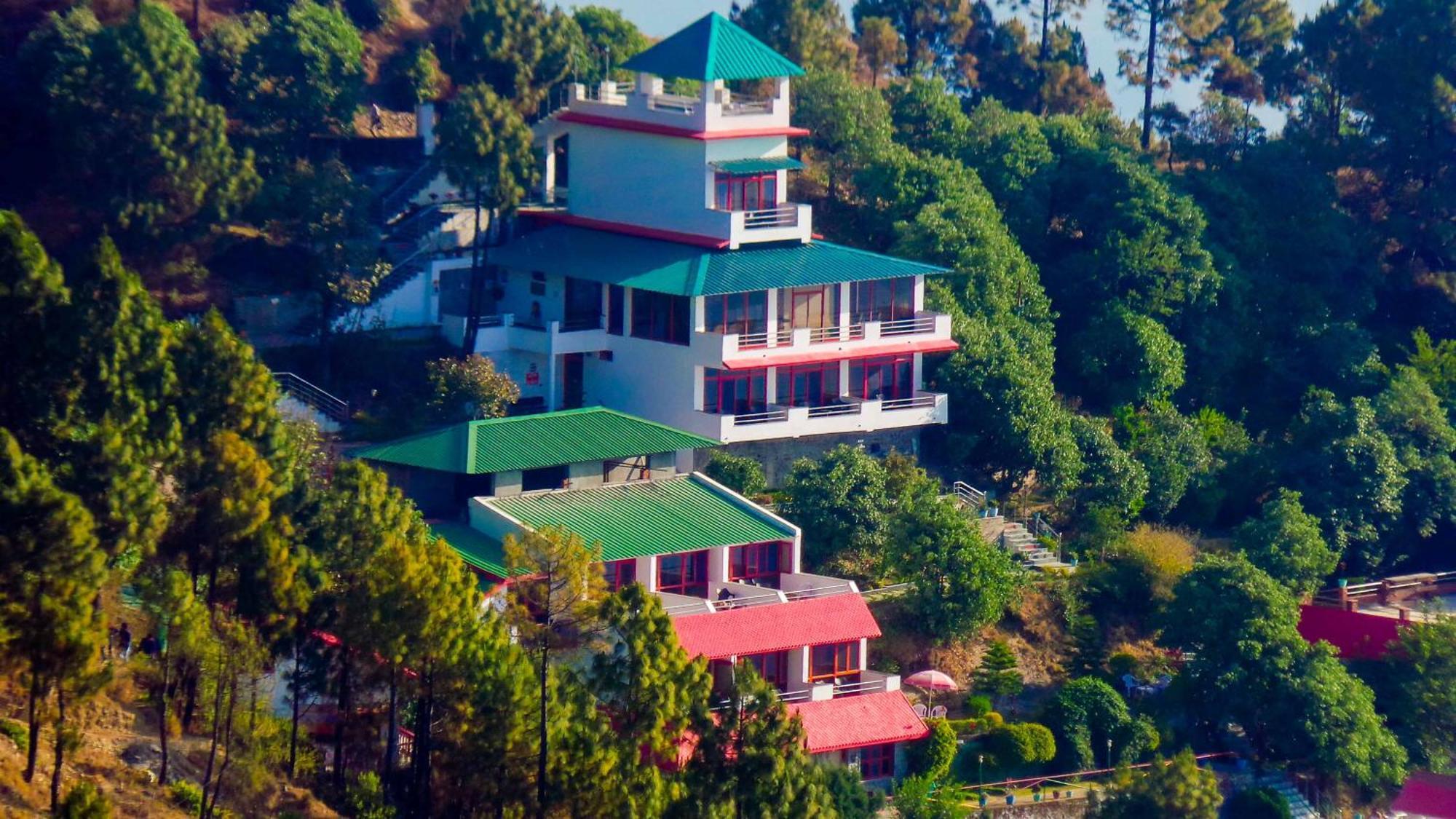Blue Pine Resort لانسداون المظهر الخارجي الصورة